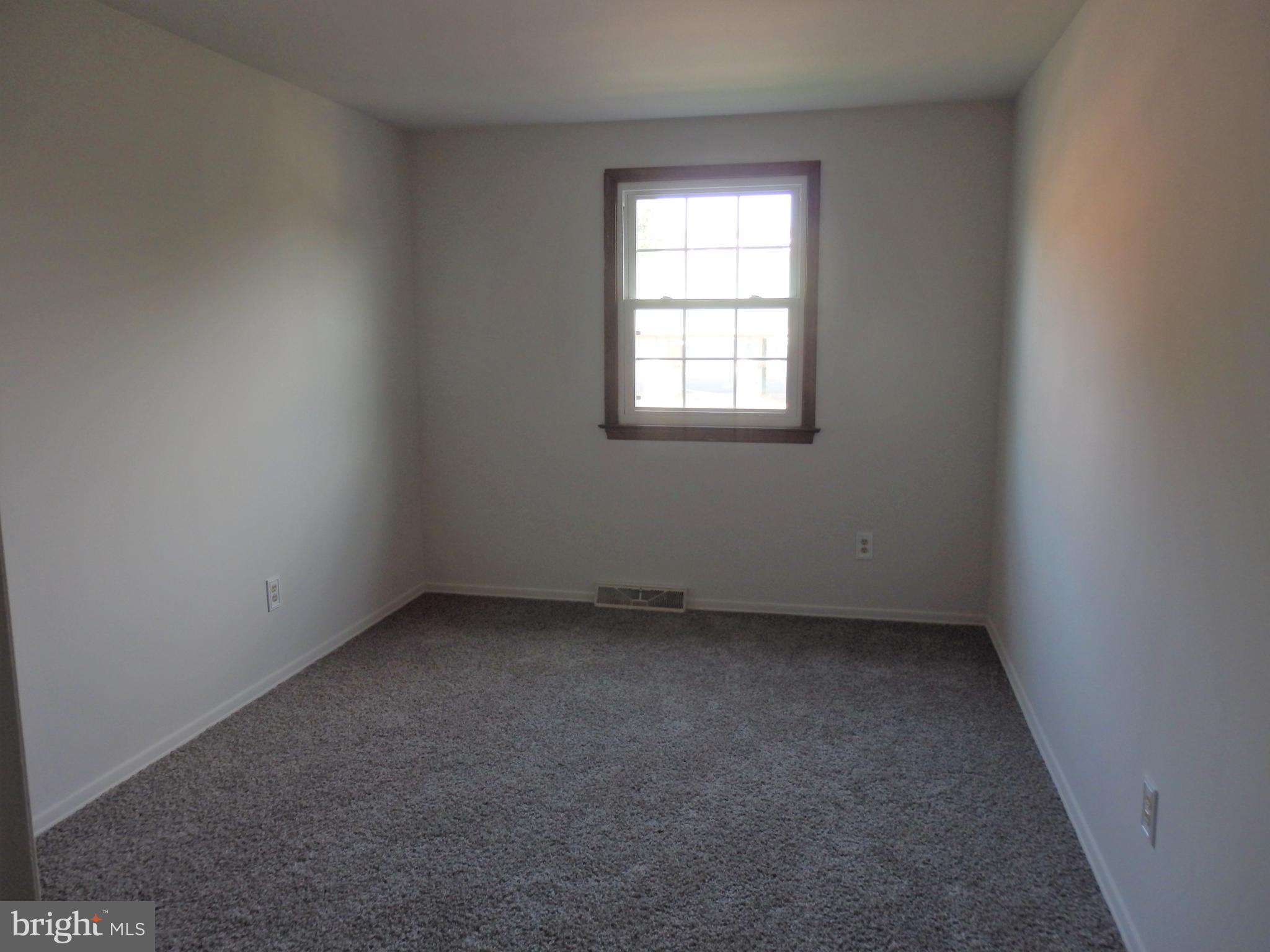 COVERED BRIDGE KNO - Residential Lease