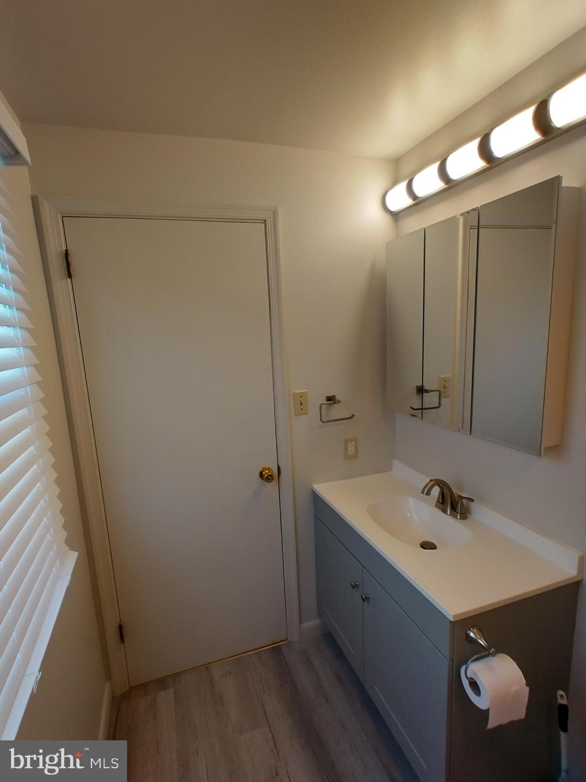 COVERED BRIDGE KNO - Residential Lease