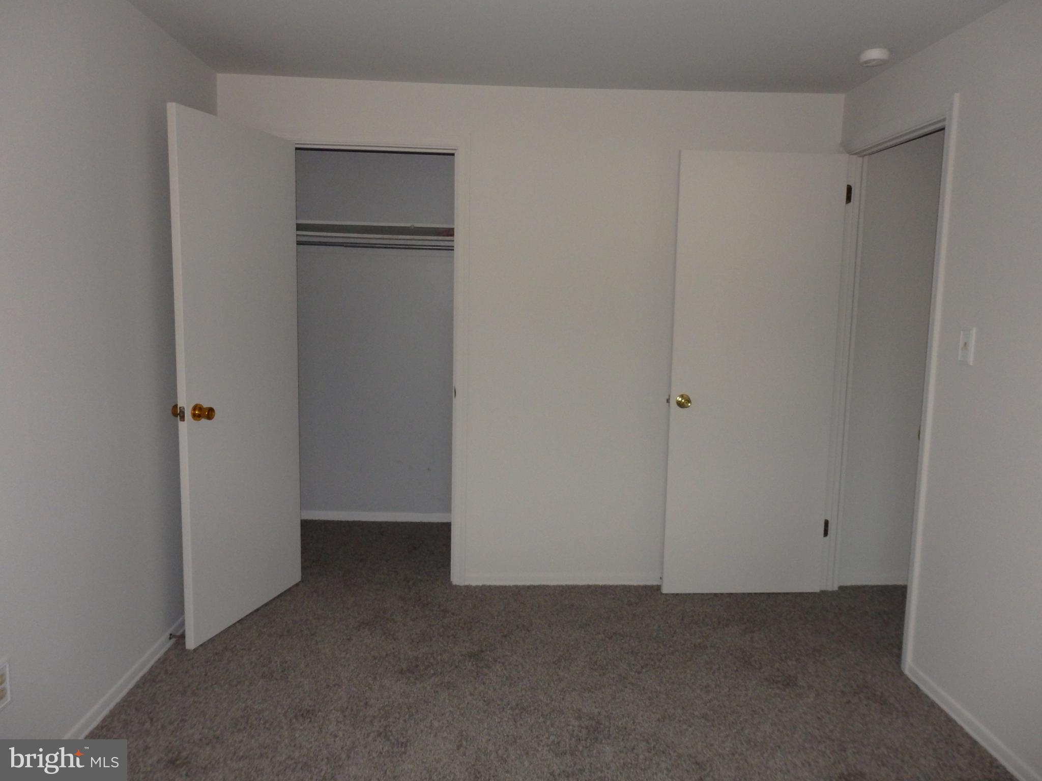 COVERED BRIDGE KNO - Residential Lease