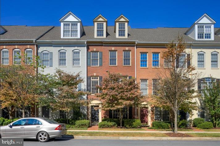 Bright and beautiful 4 level townhome in sought-after Fallsgrove.
Entrance level has a nice bedroom perfect for a home office or bedroom -- access to the garage is in this level. Come up the stairs to find gleaming hardwood floors throughout, large living area with a gas fireplace, as well as a large kitchen complete with stainless steel appliances and granite counter tops, island and breakfast room. This floor has a powder room as well. The next floorl in this beautiful home has two bedrooms, a master suite with cathedral ceilings, walk-in closet and very large master bathroom and a second bedroom also with its own bathroom and walk in closet. The top floor features a spectacular large room with its own bathroom as well perfect for a bedroom or den/home office.
This home has a large deck and a 2-car garage and is part of the Fallgrove community which features central green space, easy access to transportation, and the convenience of the Fallsgrove Village Center with grocery store, restaurants, Starbucks, and many other services.
Requirements:
Credit score: 680+
Income: 2.5-3 times rent
No negative rental history
All applicants 18+ MUST apply