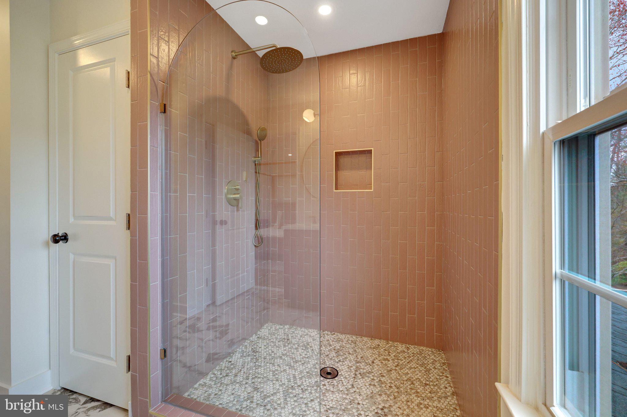 VALE VALLEY ESTATES - Residential