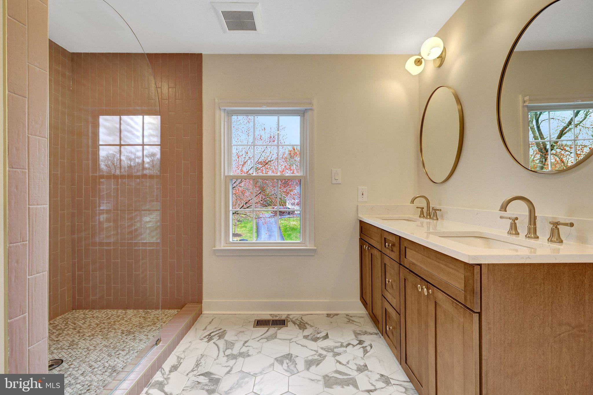 VALE VALLEY ESTATES - Residential