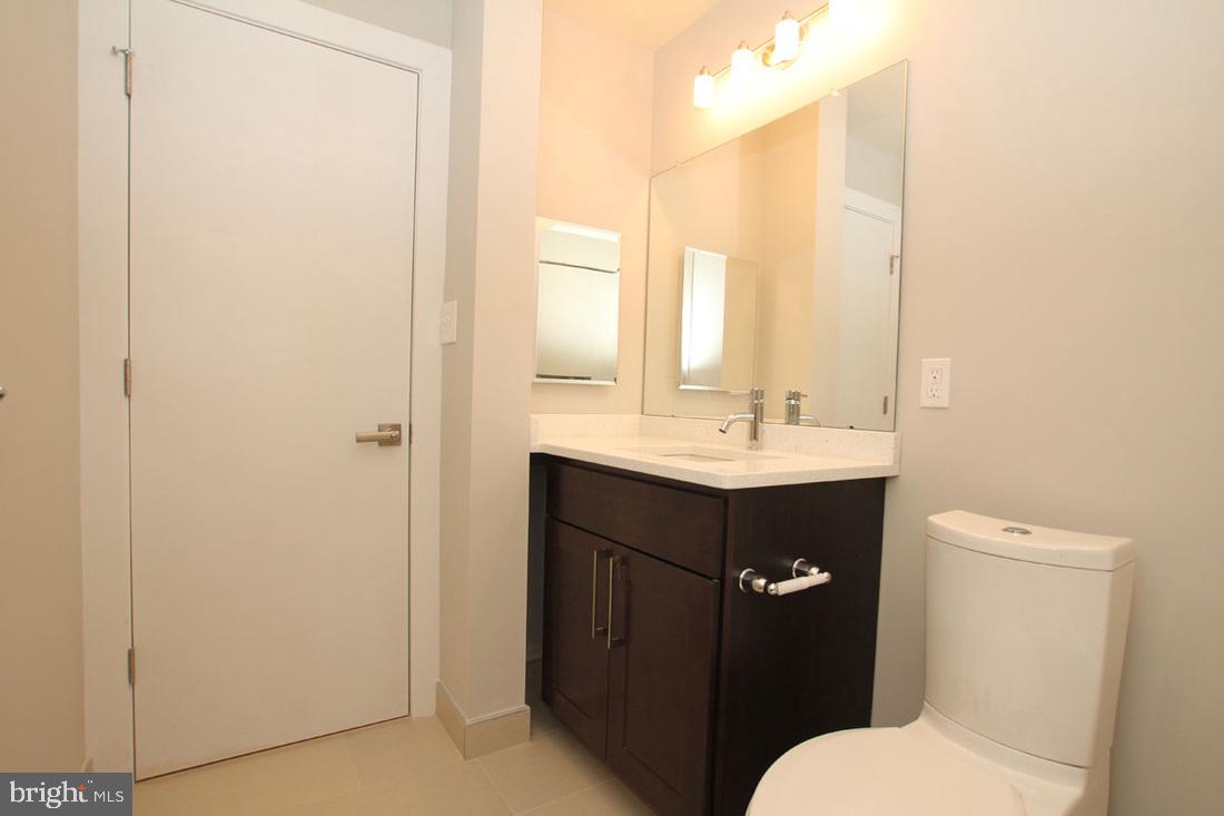 UNIVERSITY CITY - Residential Lease