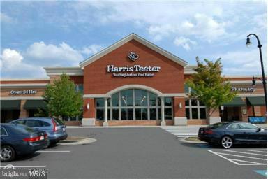 LINDEN ROW CONDOMINIUM - Residential Lease