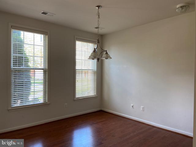 LINDEN ROW CONDOMINIUM - Residential Lease