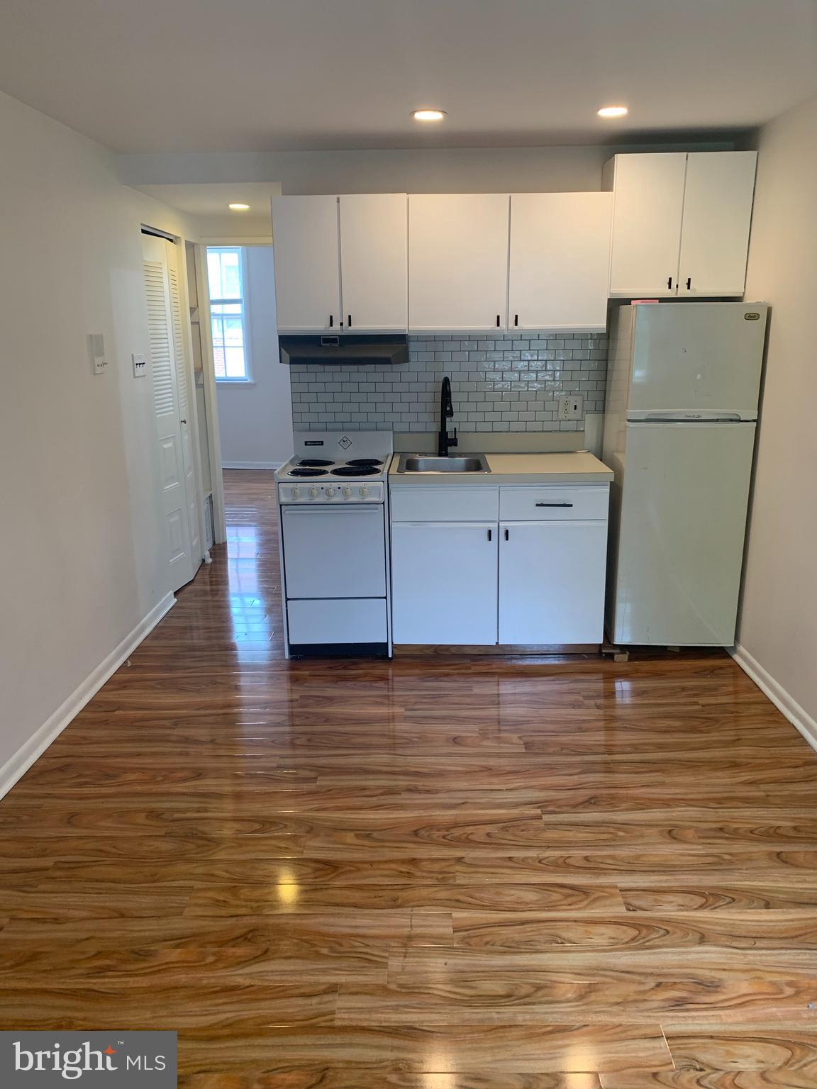 WASHINGTON SQ WEST - Residential Lease