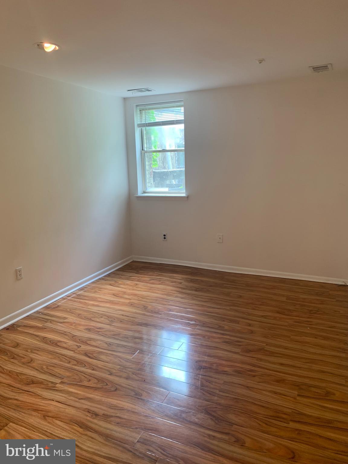 WASHINGTON SQ WEST - Residential Lease
