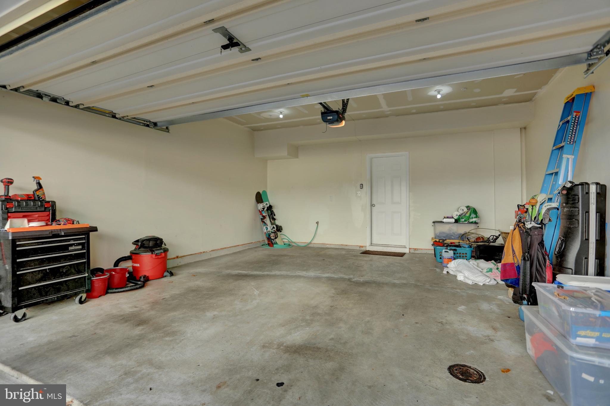 TOWNS OF TANGLEWOOD - Residential Lease