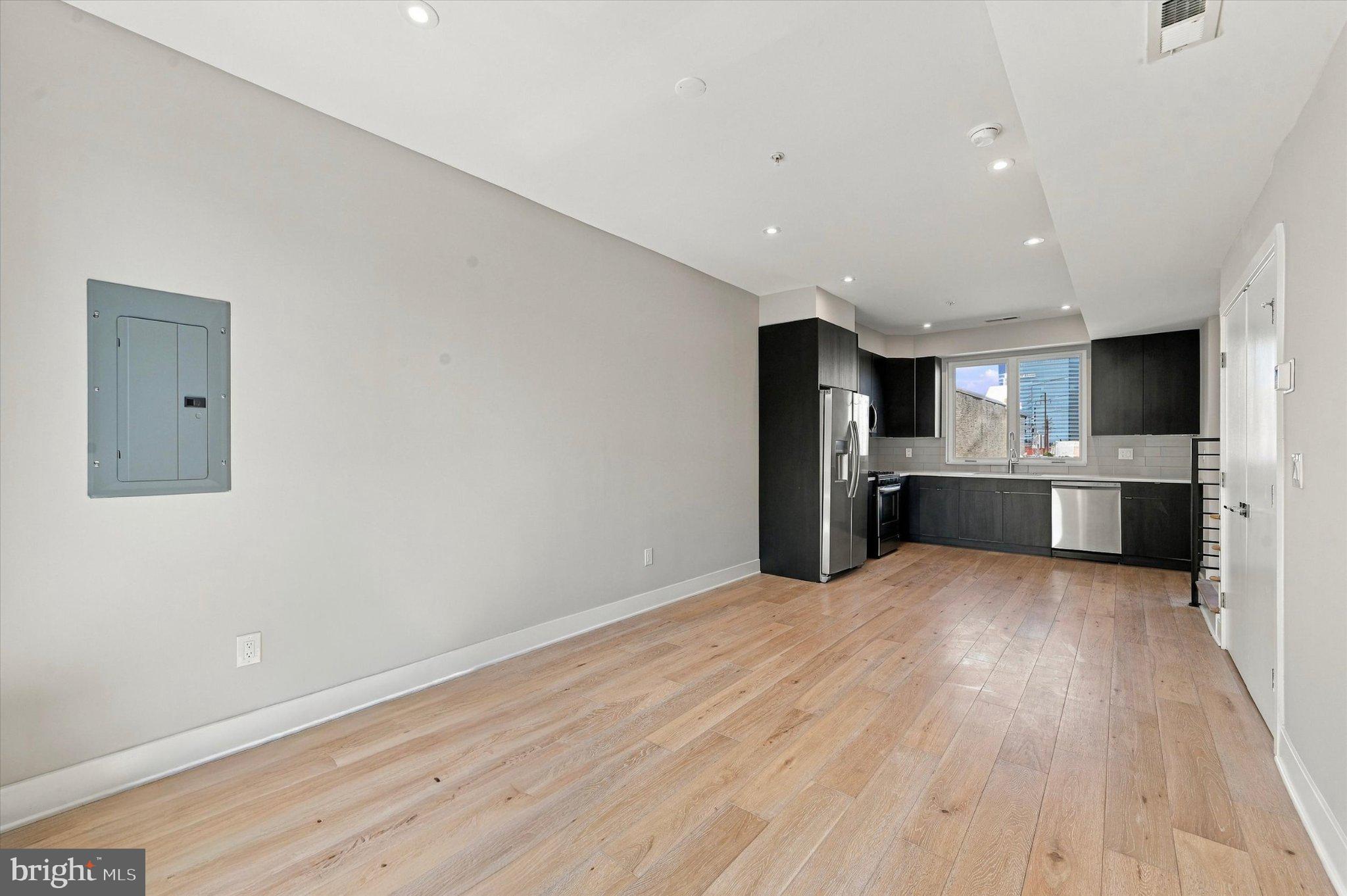 2605 ANNIN STREET 3