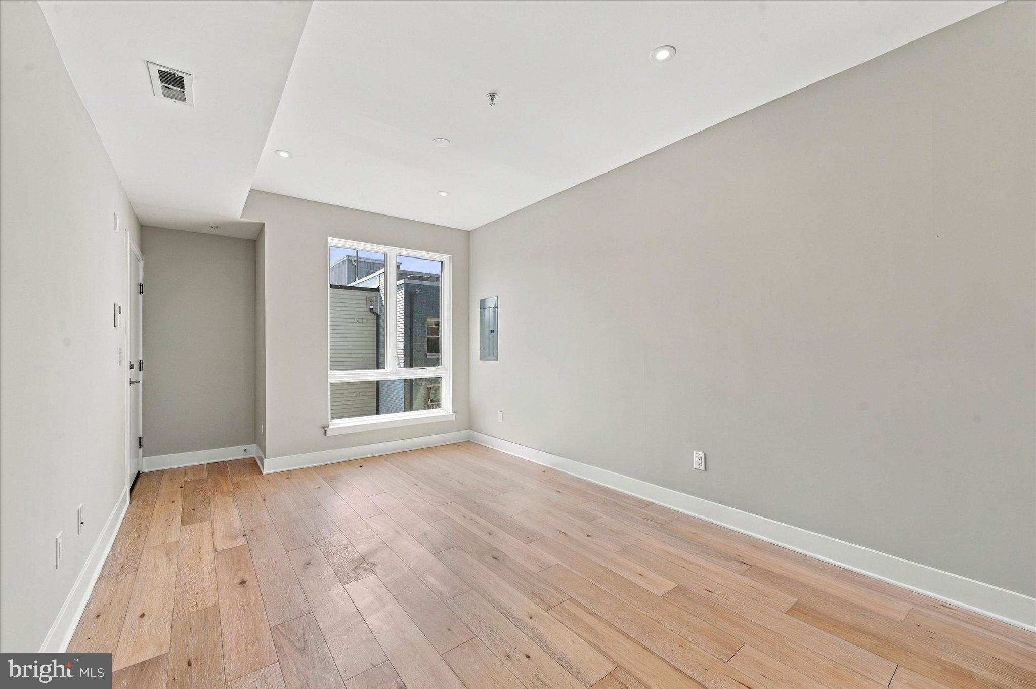2605 ANNIN STREET 3