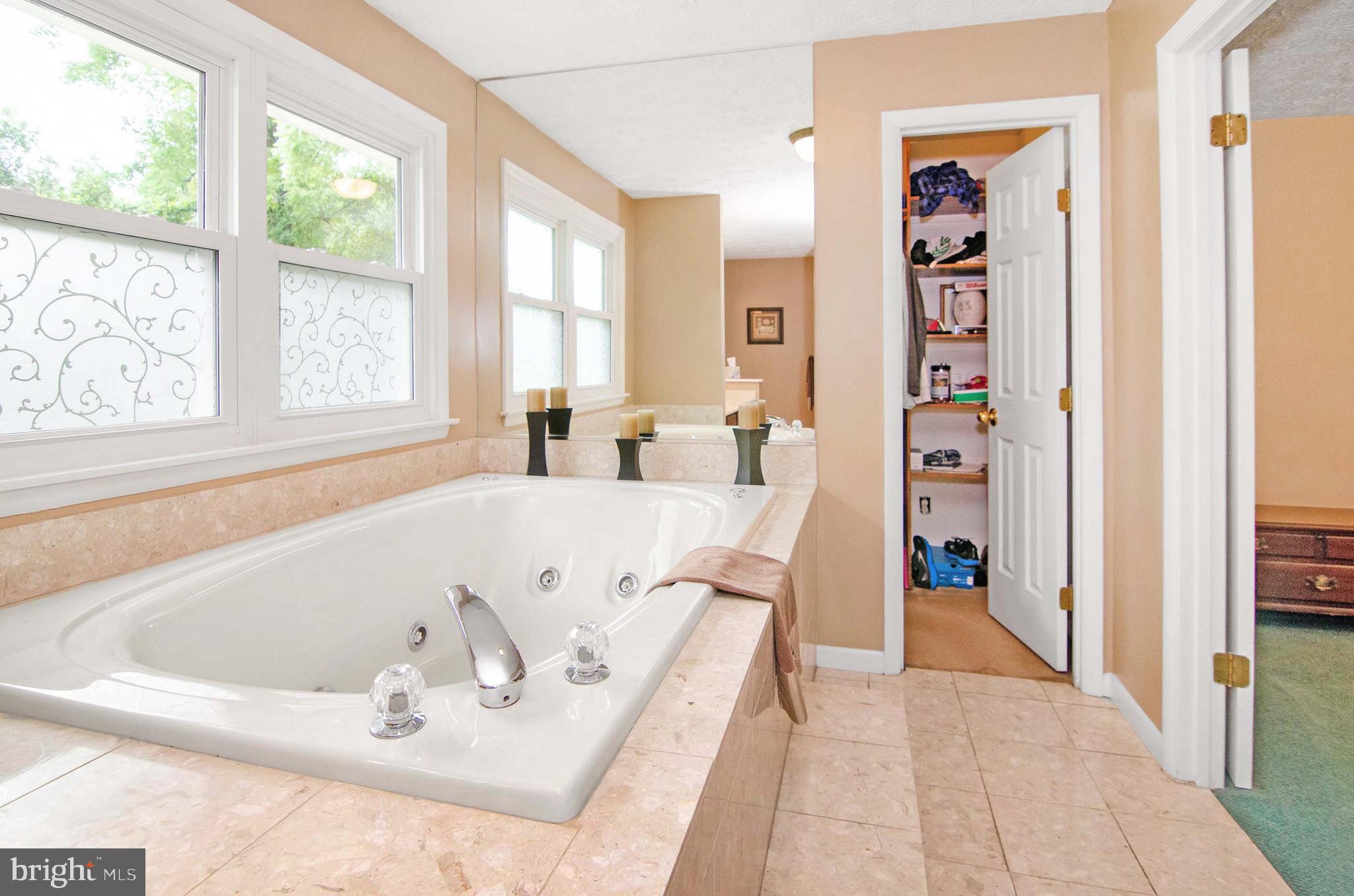 PARKWOOD - Residential