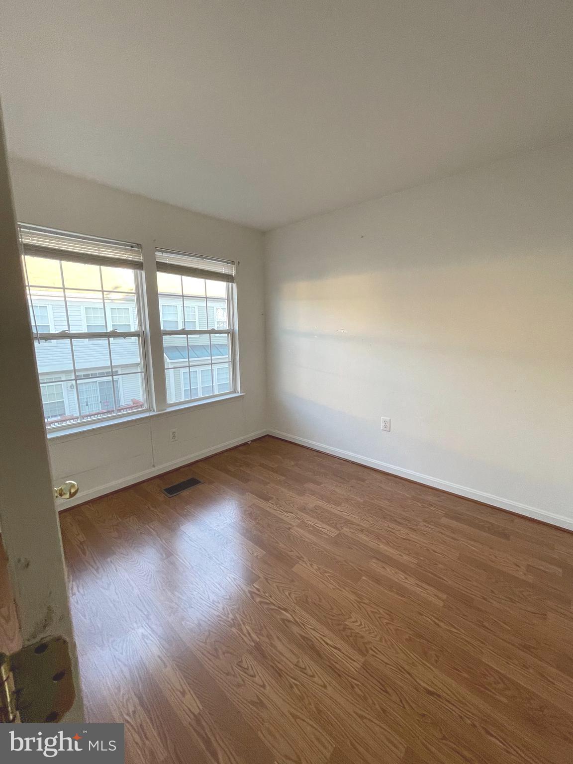 RANDOM HILLS LAND BAY - Residential Lease