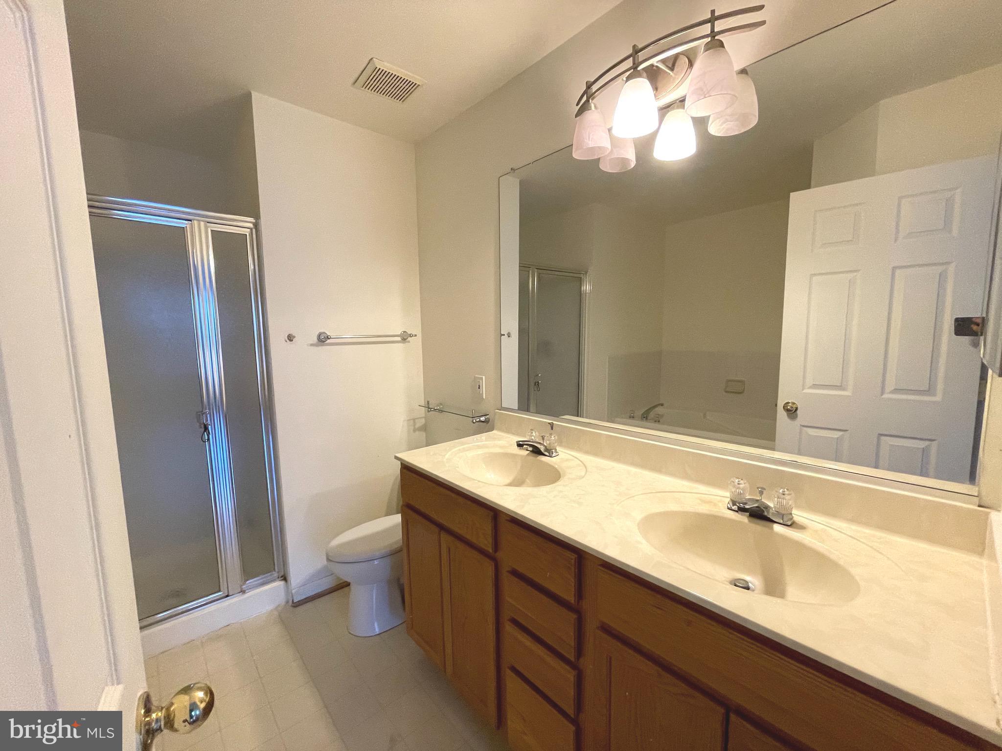 RANDOM HILLS LAND BAY - Residential Lease