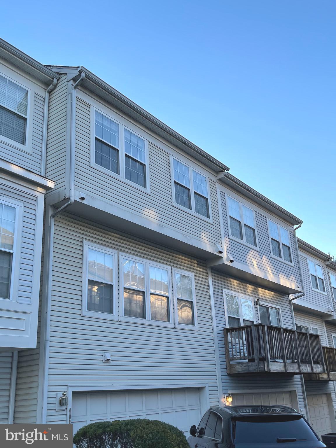 RANDOM HILLS LAND BAY - Residential Lease