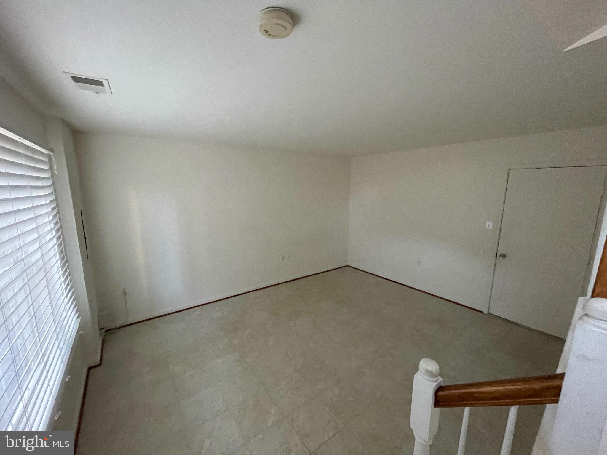 RANDOM HILLS LAND BAY - Residential Lease