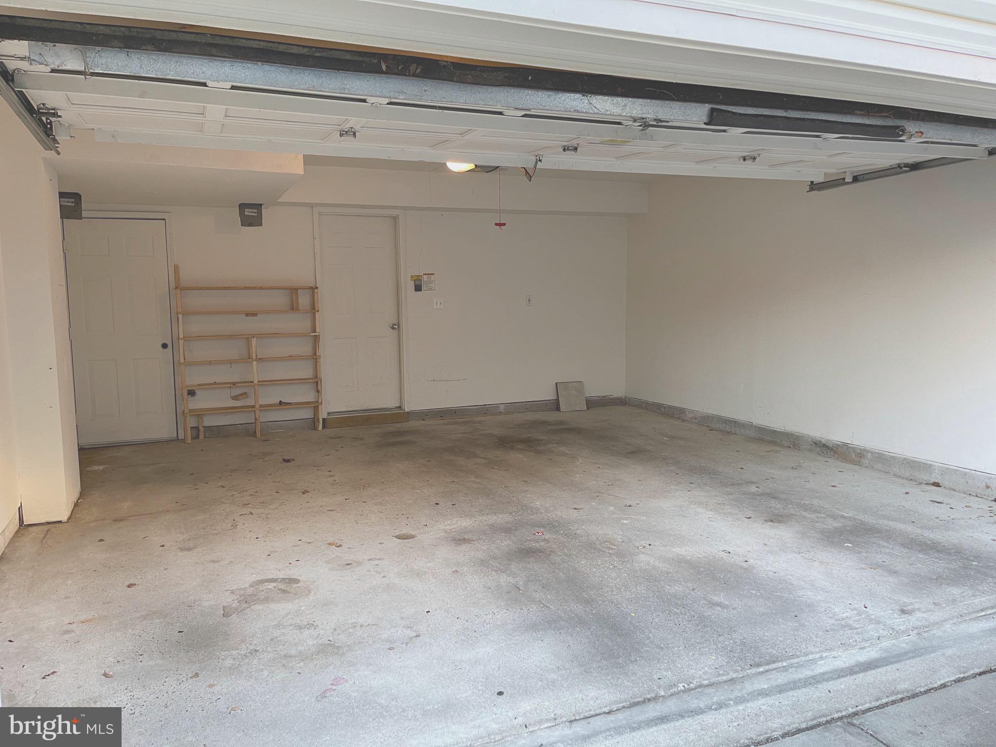 RANDOM HILLS LAND BAY - Residential Lease