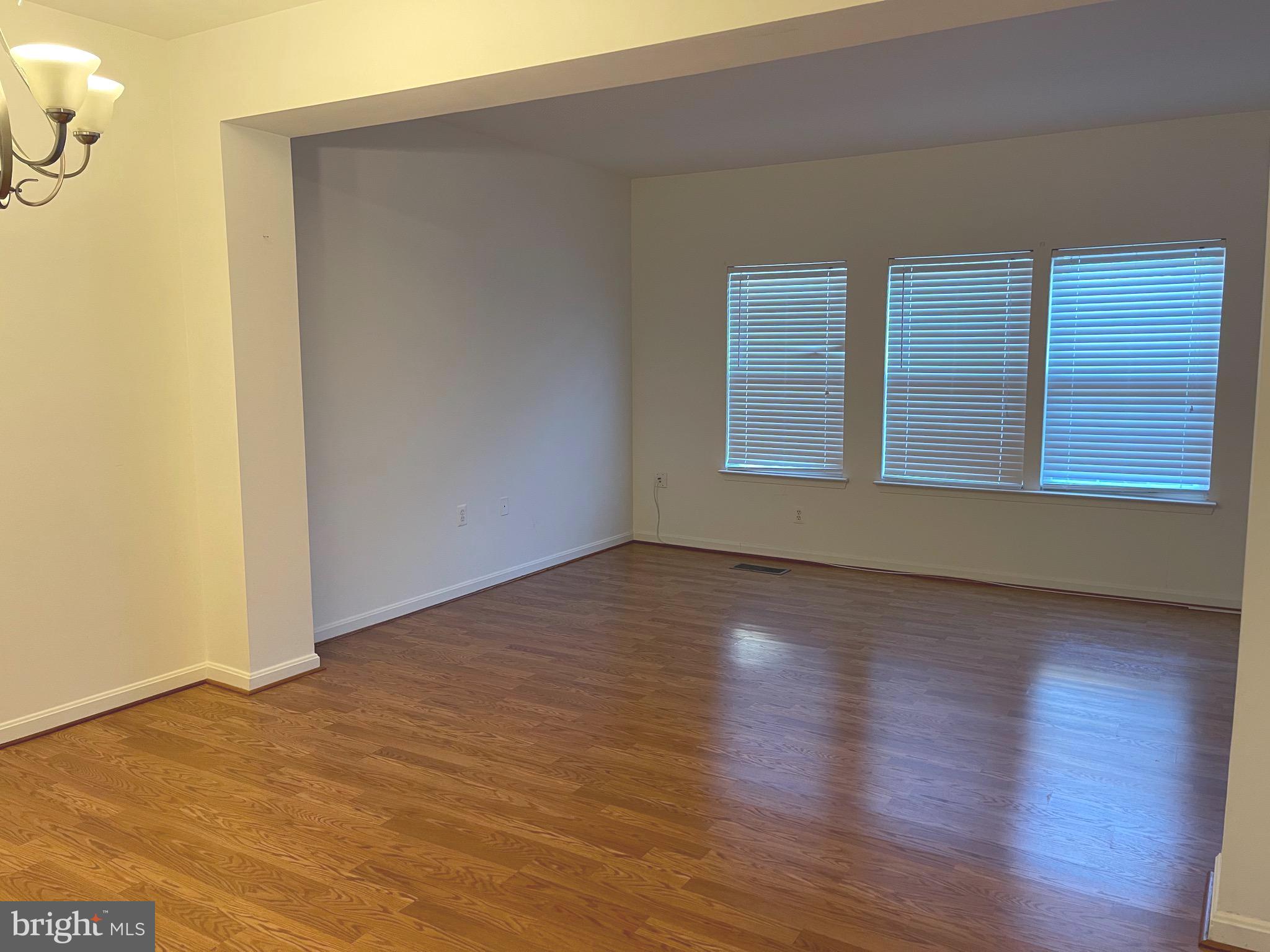 RANDOM HILLS LAND BAY - Residential Lease