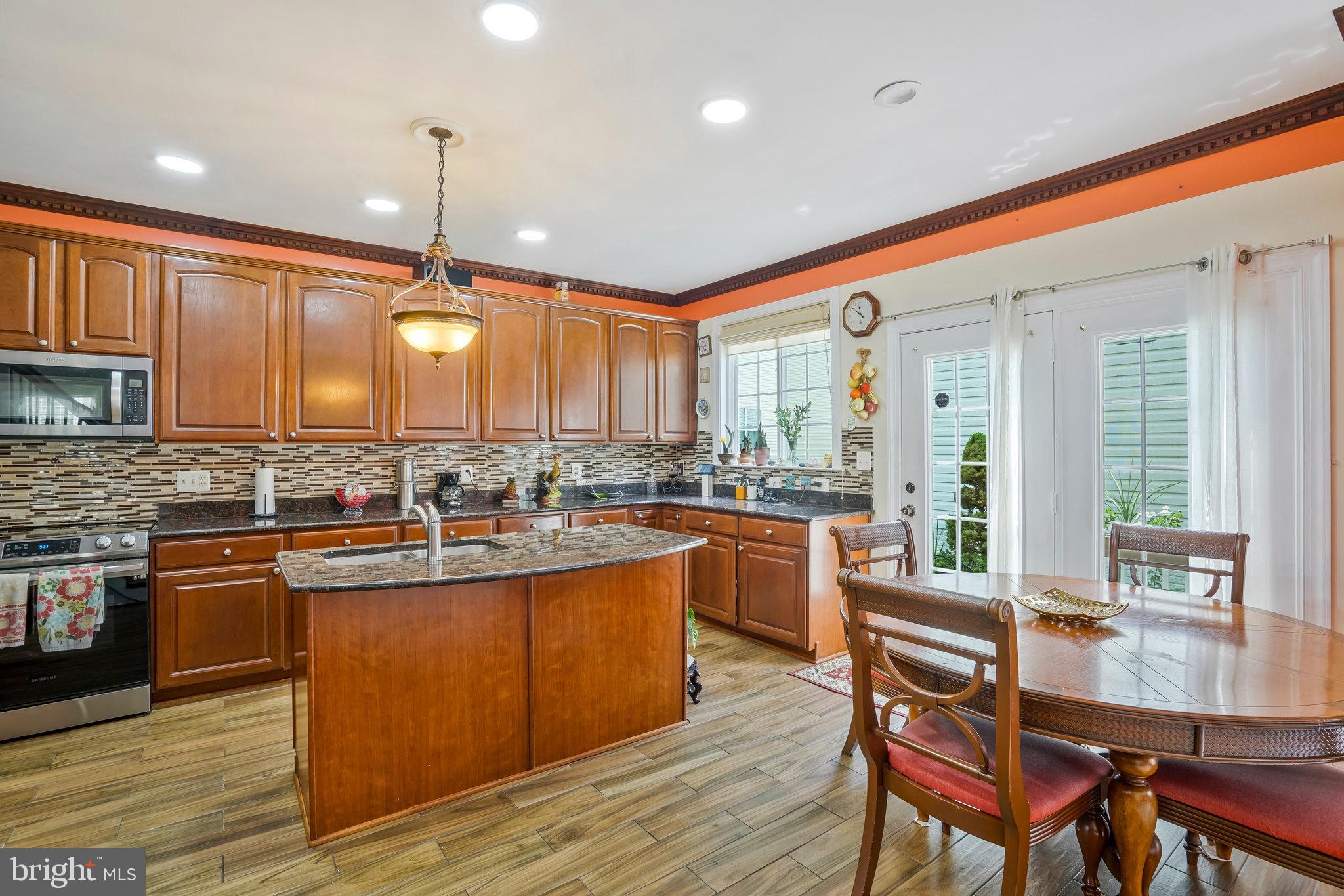 LAUREL HIGHLANDS - Residential