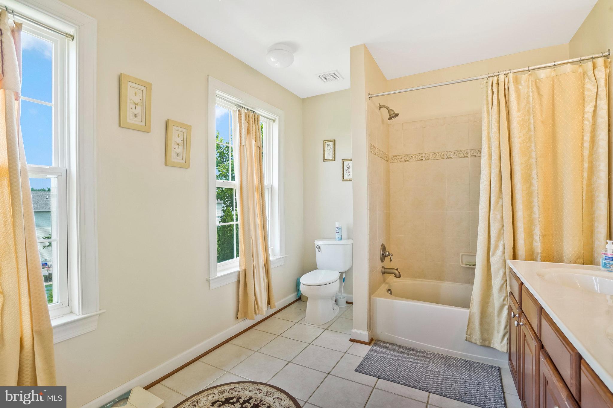 LAUREL HIGHLANDS - Residential