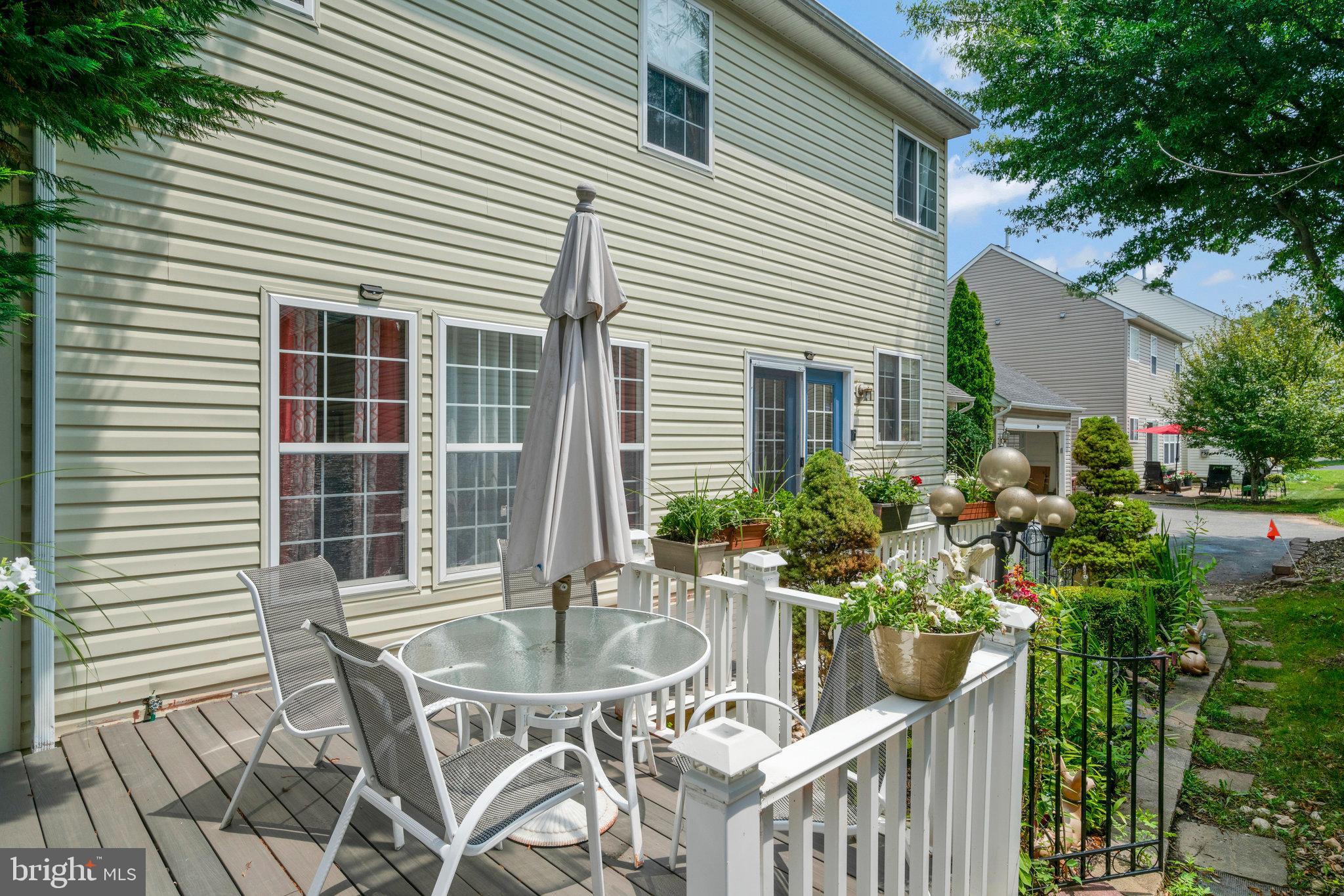 LAUREL HIGHLANDS - Residential