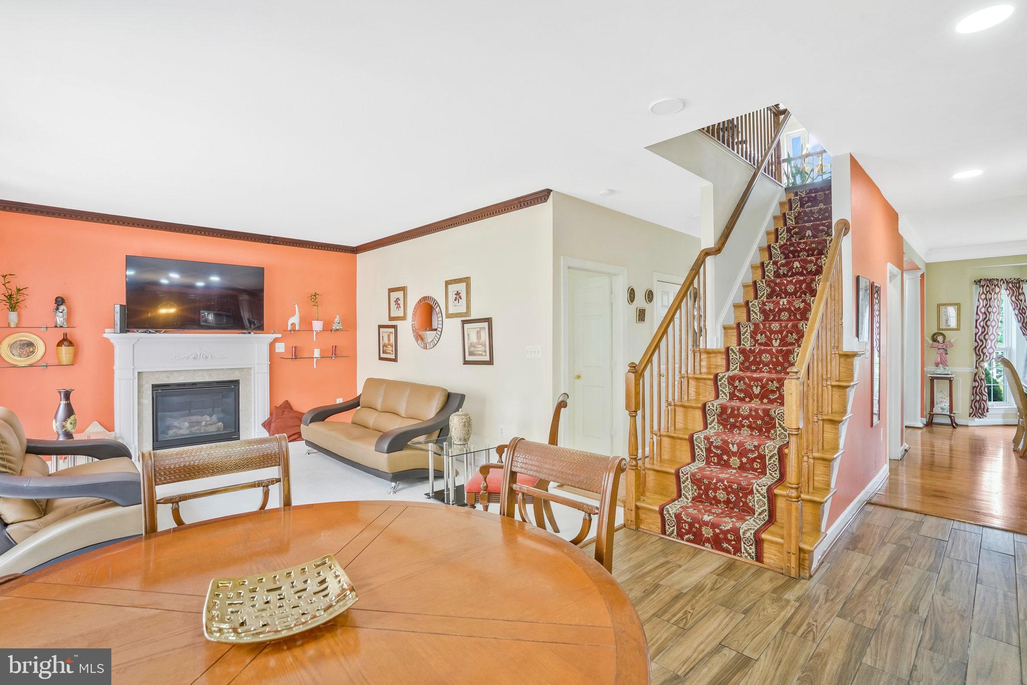 LAUREL HIGHLANDS - Residential