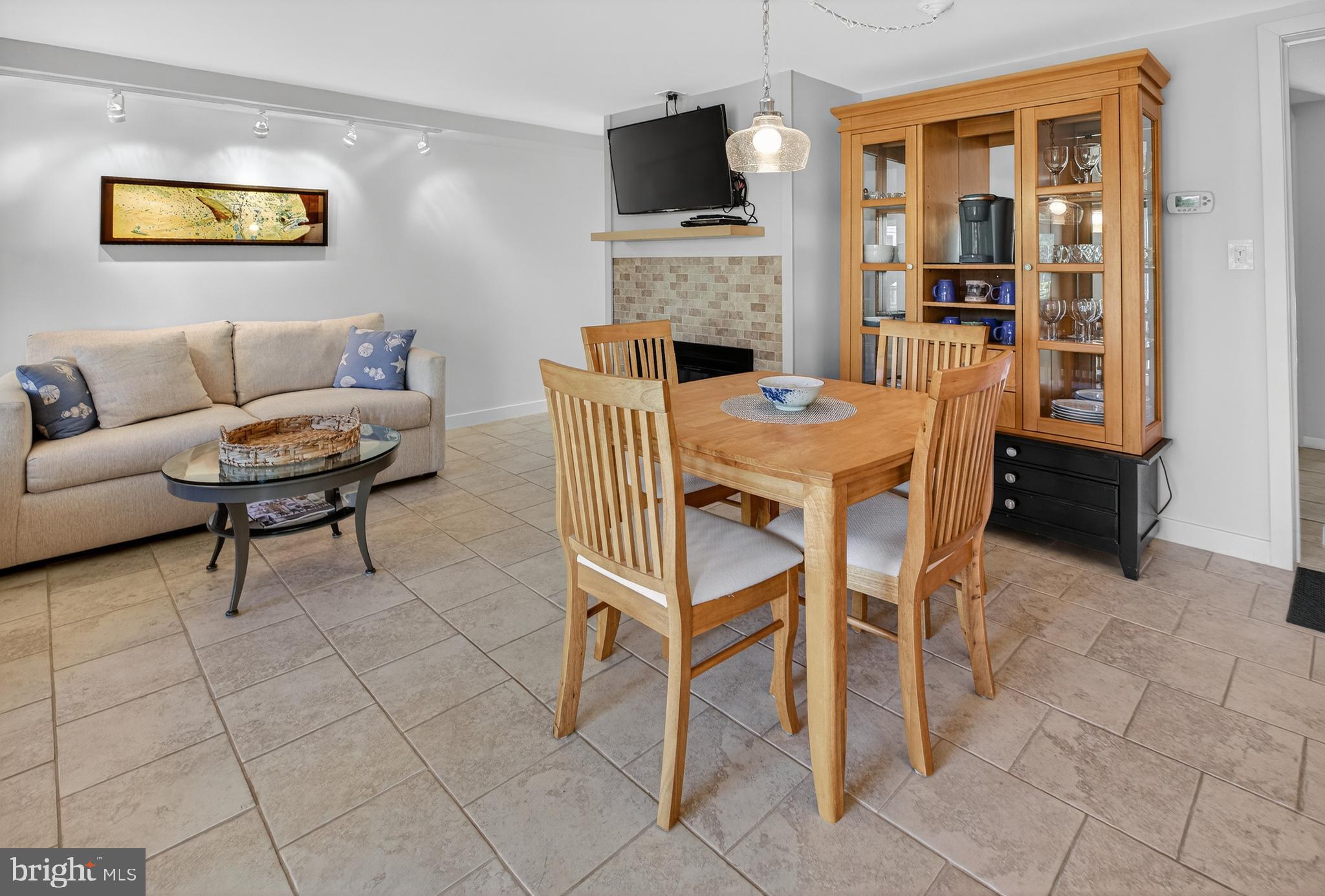 NEWBOLD SQUARE - Residential