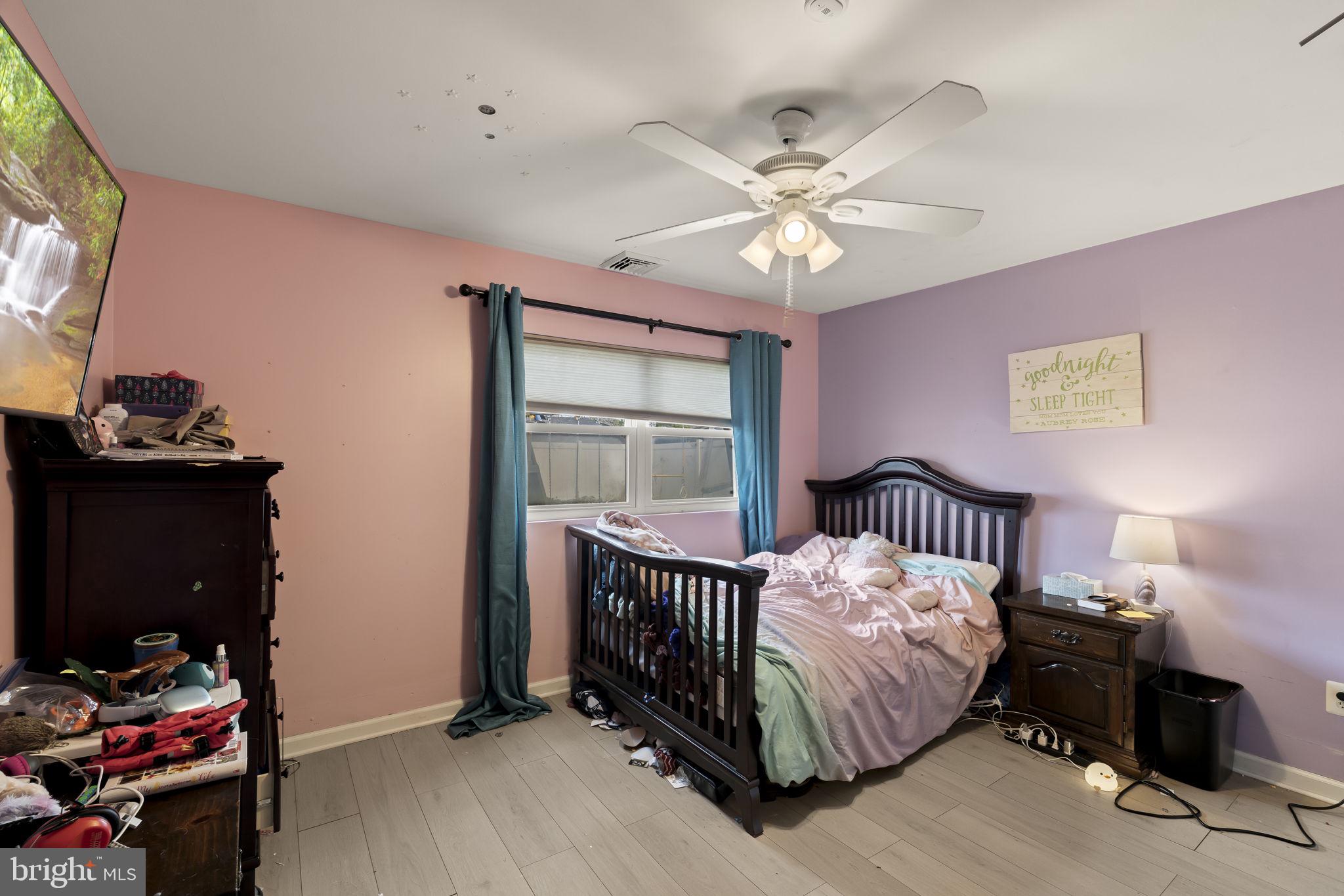 FORSYTHIA GATE - Residential