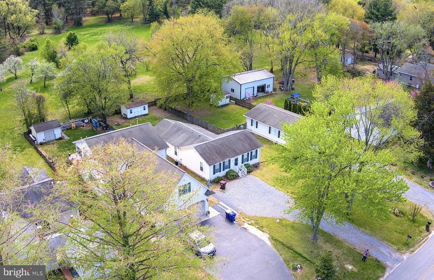 CHESTER RIVER BEACH. A stone's throw from the community beach, ramp and pier.  This Three Bed, 2 Bath Rancher with large screened porch, fenced rear yard and shed. Hardwood floors, CAC. Open Floor Plan has an excellent flow and you will have Water Privileges galore !!!