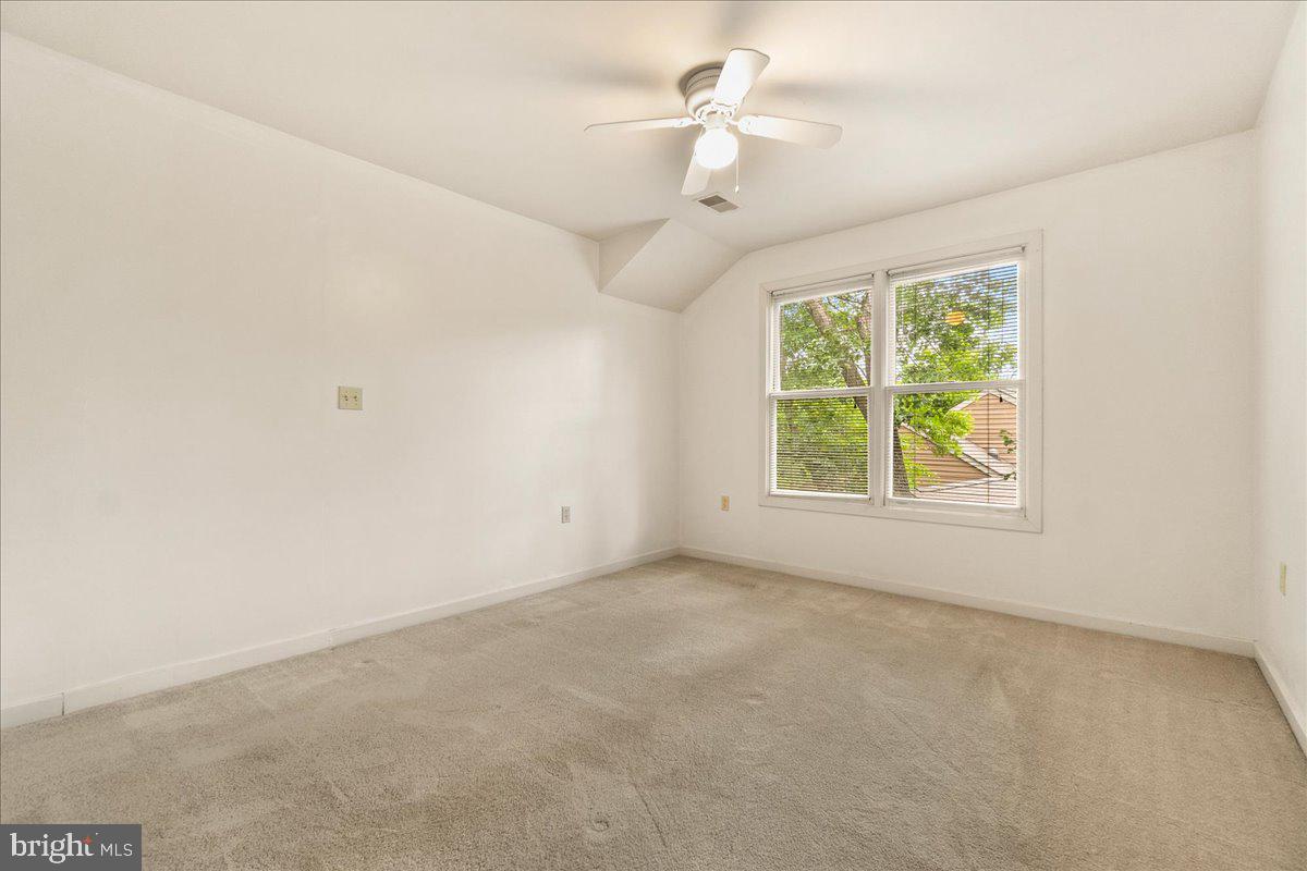 WOODSPRING AT NEW MARKET - Residential