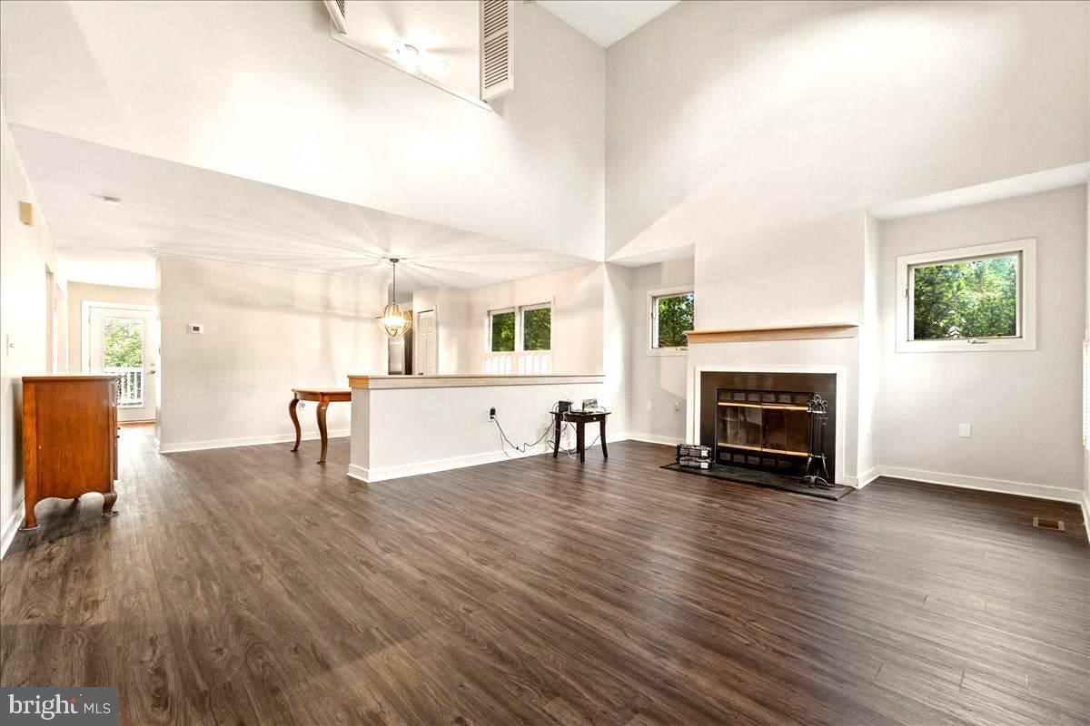 WOODSPRING AT NEW MARKET - Residential