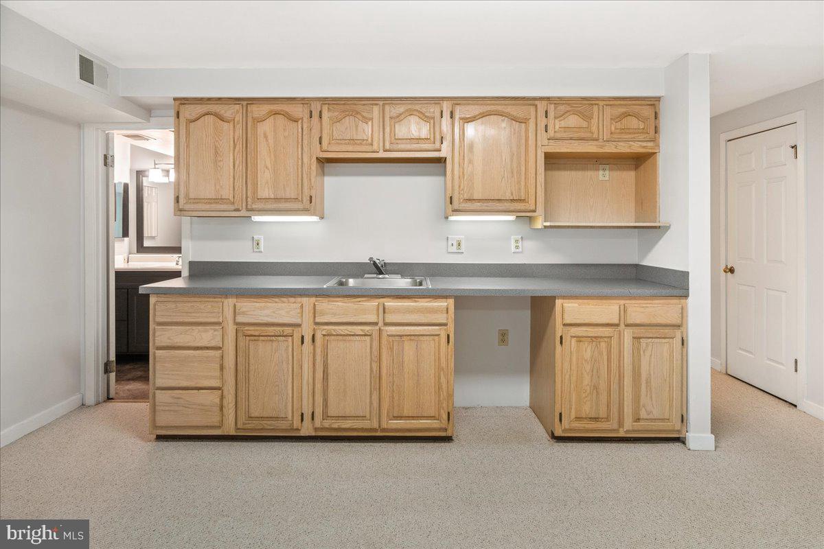 WOODSPRING AT NEW MARKET - Residential