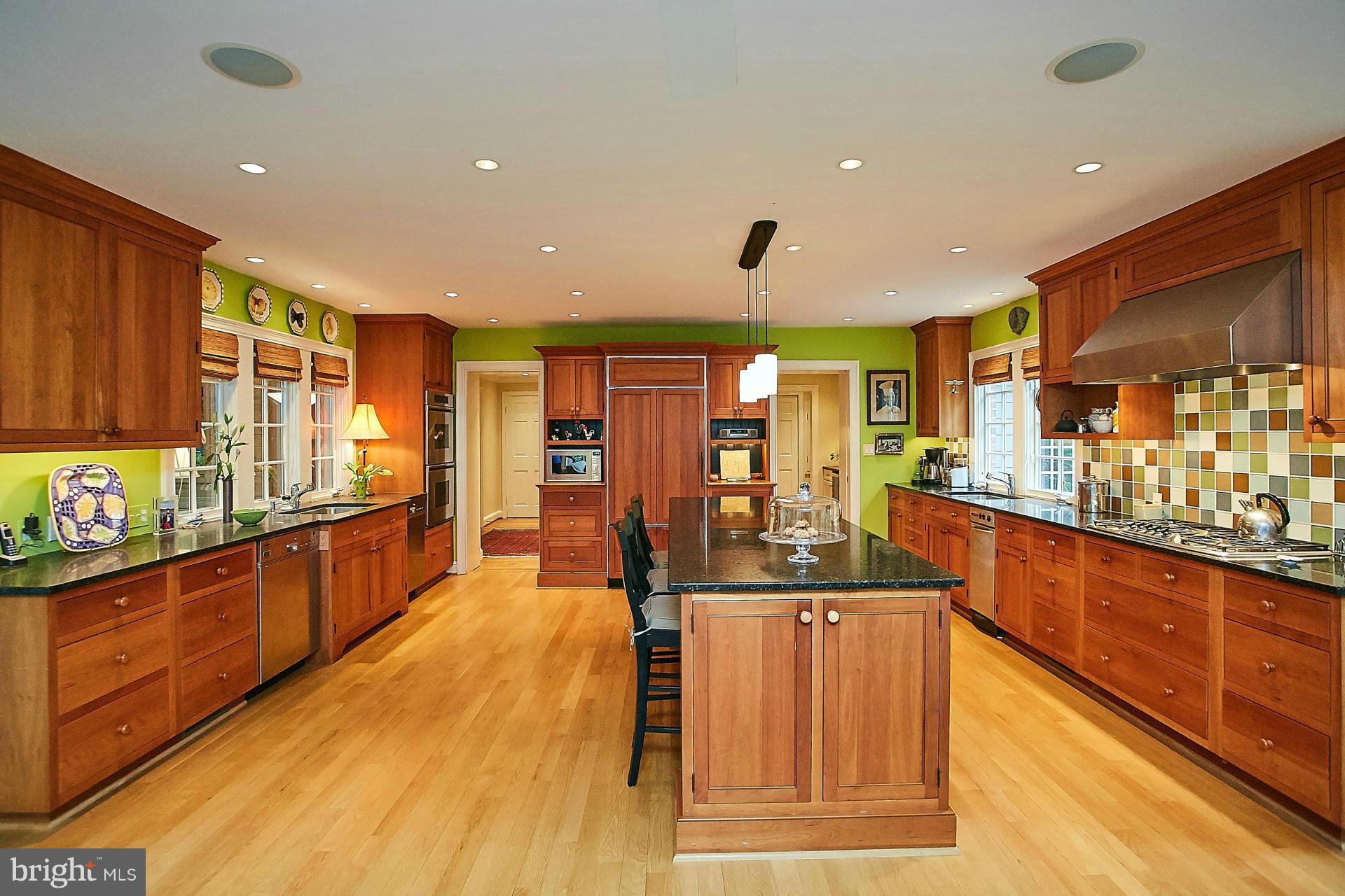 LANGLEY OAKS - Residential