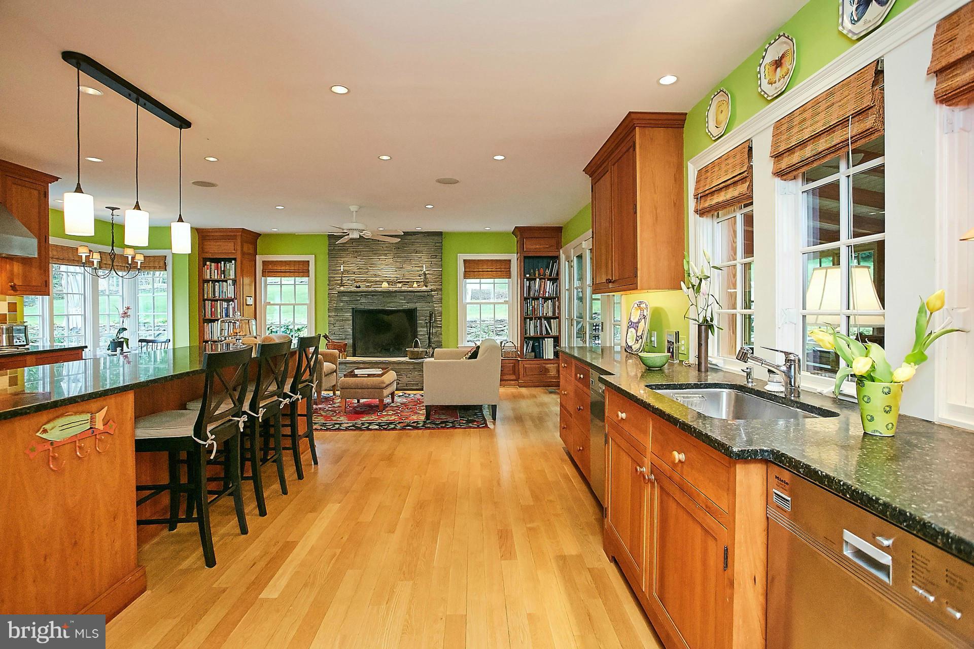 LANGLEY OAKS - Residential