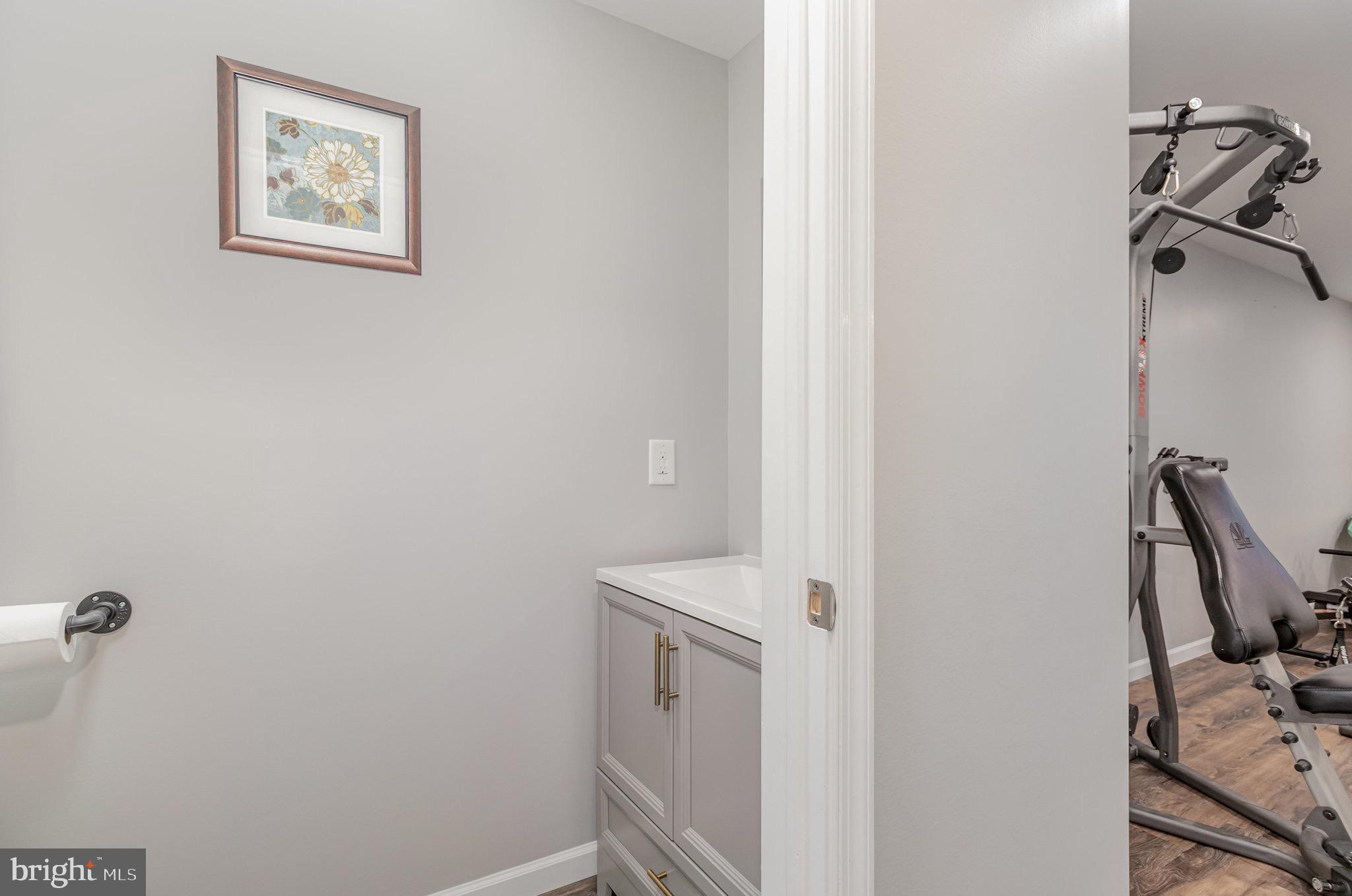 FEATHERTON CROSSING - Residential