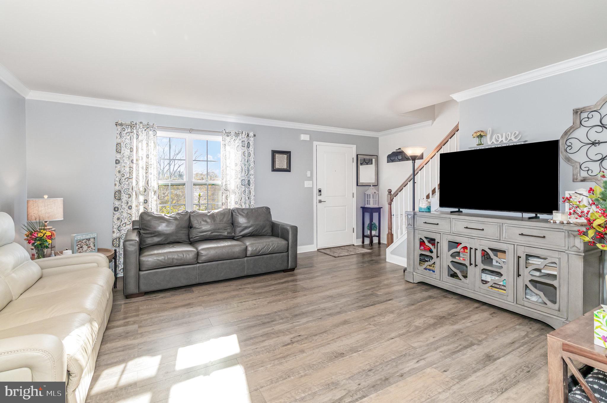 FEATHERTON CROSSING - Residential