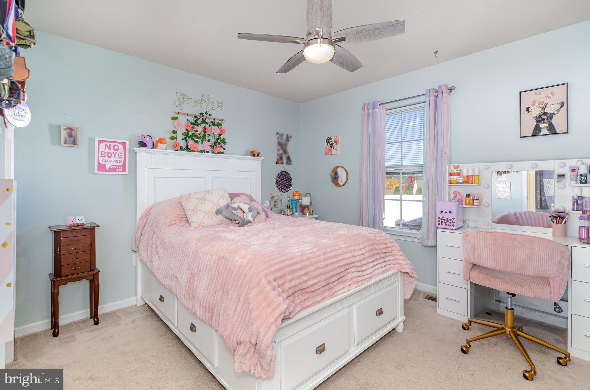 FEATHERTON CROSSING - Residential