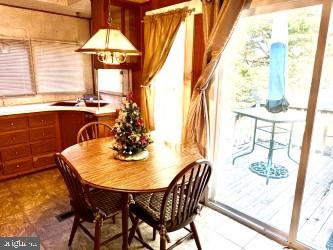 SHADY GROVE - Residential