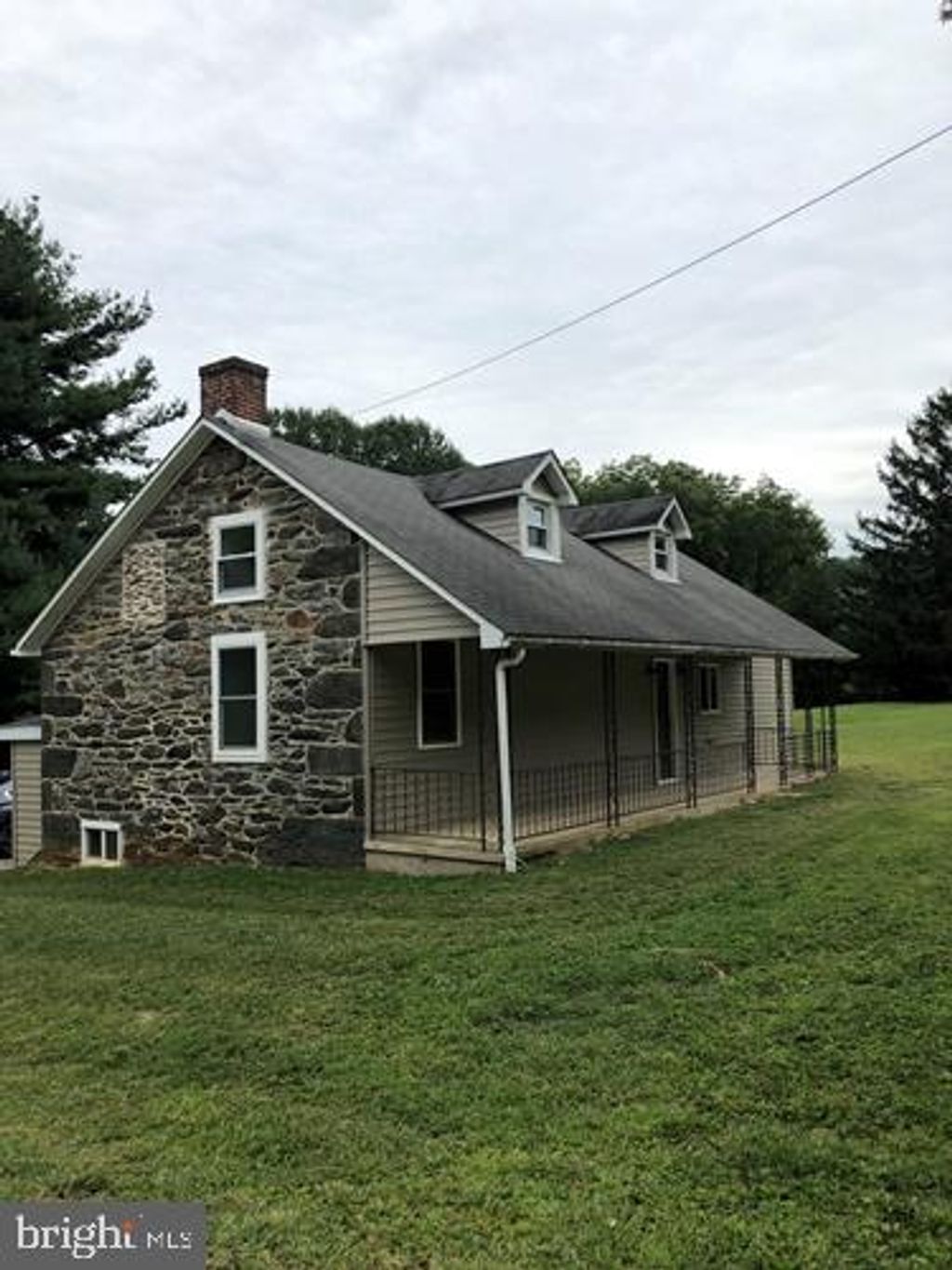 Photo of 15003 Country Club Road, NEW FREEDOM, PA 17349 (MLS # PAYK2097908)