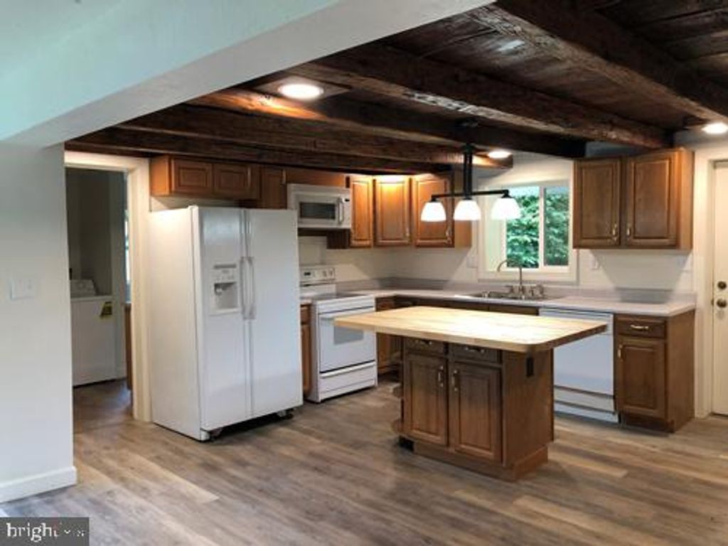 Photo of 15003 Country Club Road, NEW FREEDOM, PA 17349 (MLS # PAYK2097908)