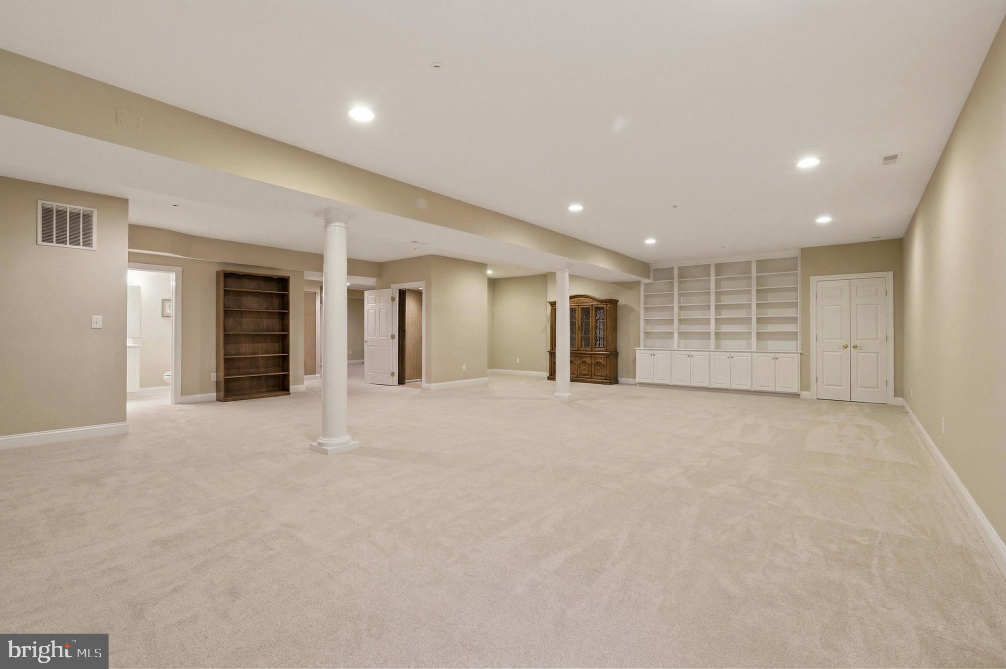 SCOT'S GLEN - Residential