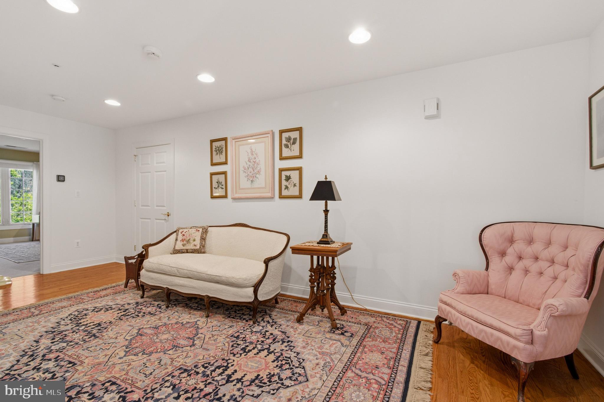 SCOT'S GLEN - Residential