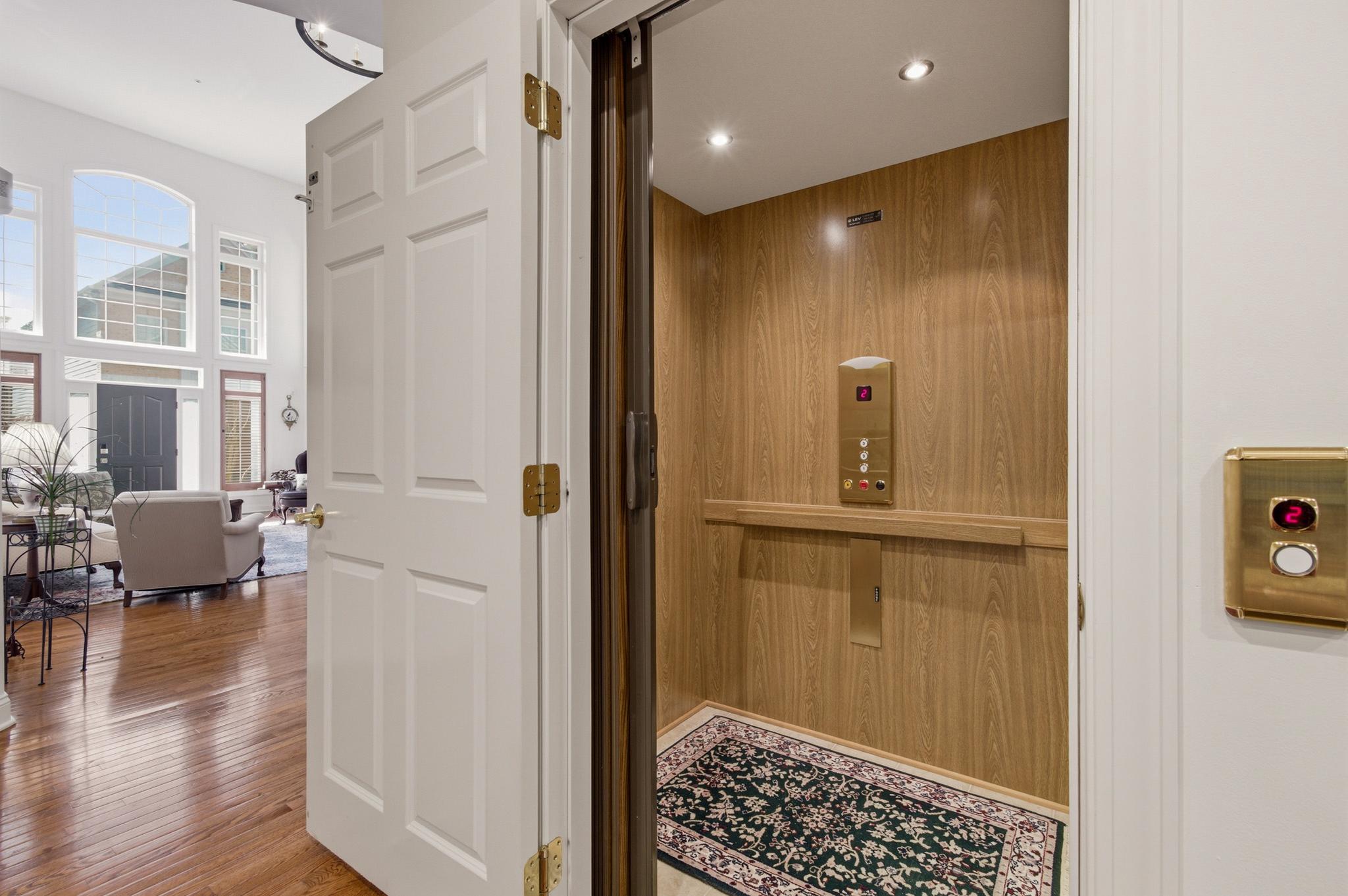SCOT'S GLEN - Residential