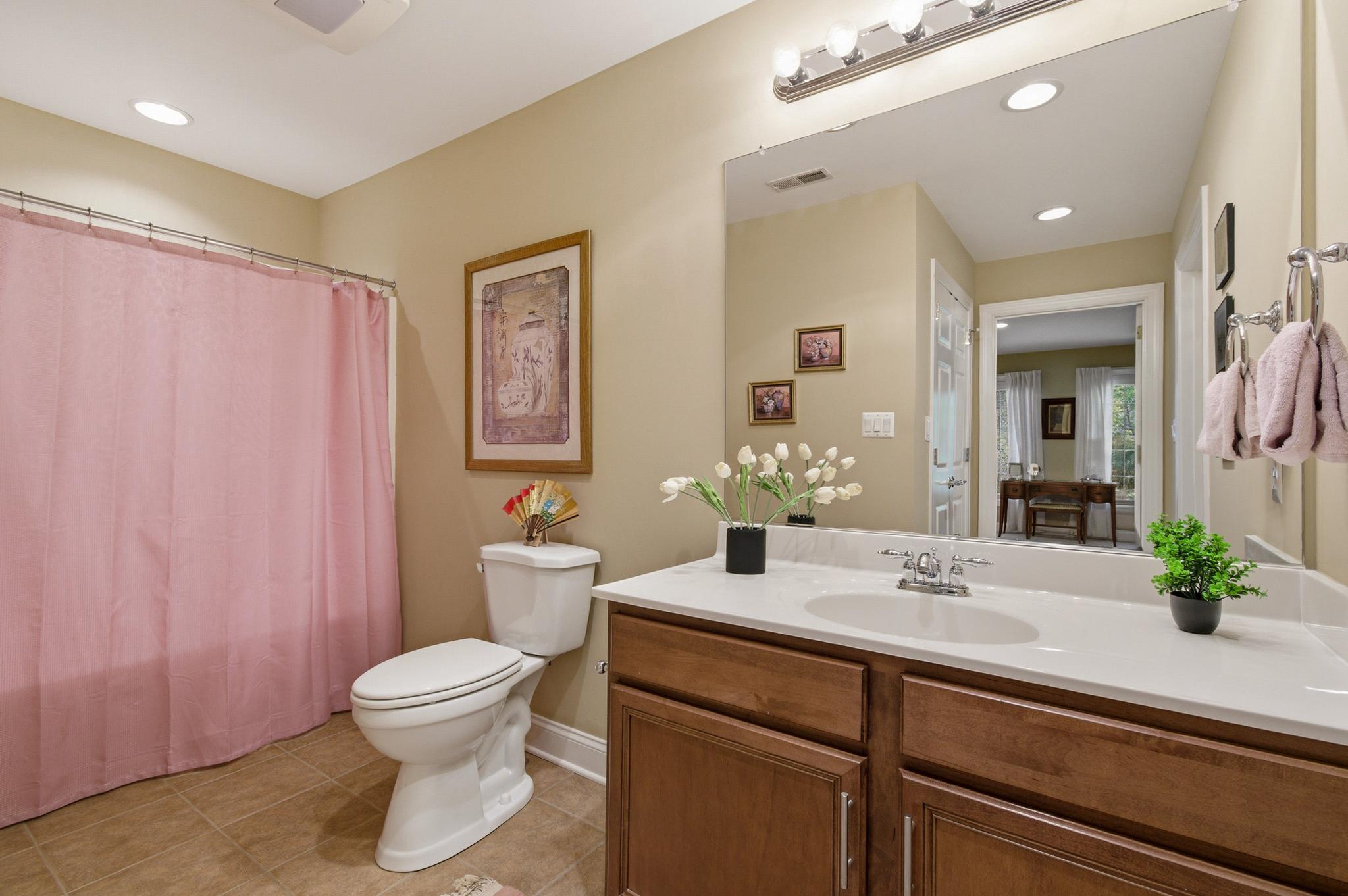 SCOT'S GLEN - Residential