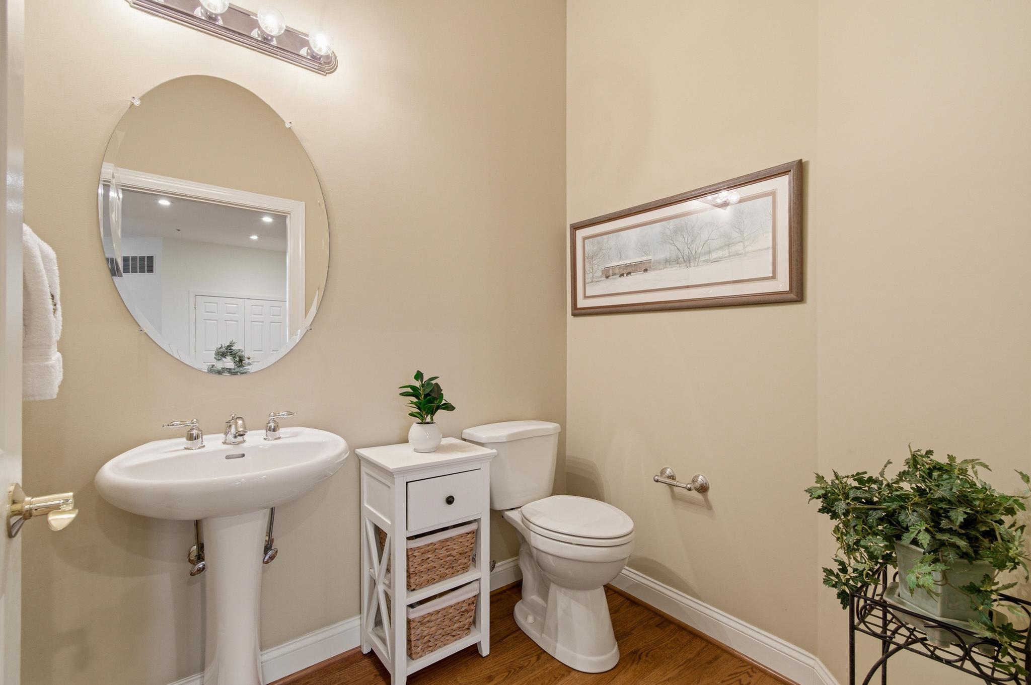 SCOT'S GLEN - Residential