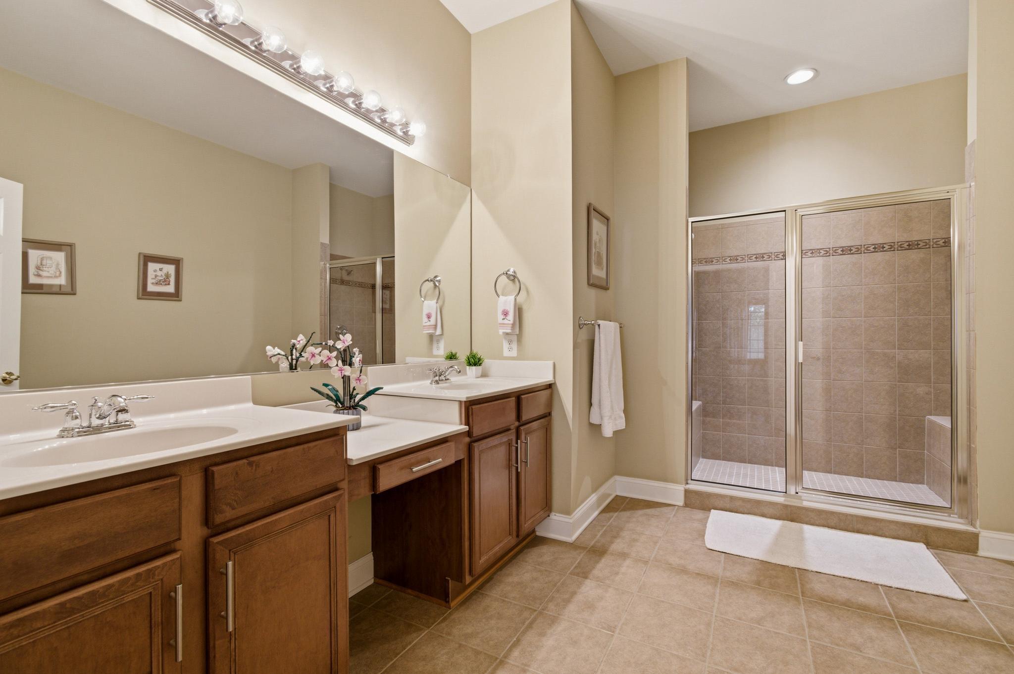 SCOT'S GLEN - Residential