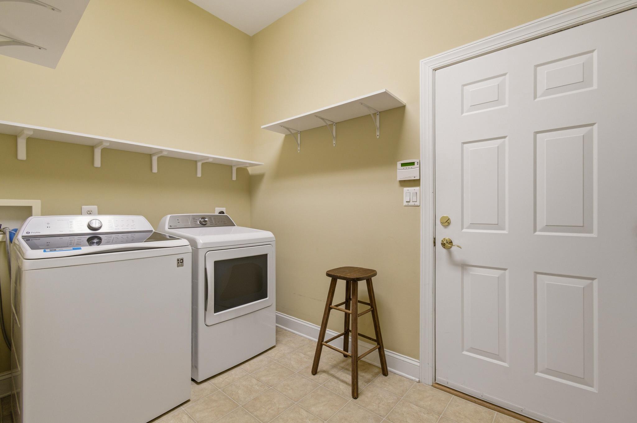 SCOT'S GLEN - Residential