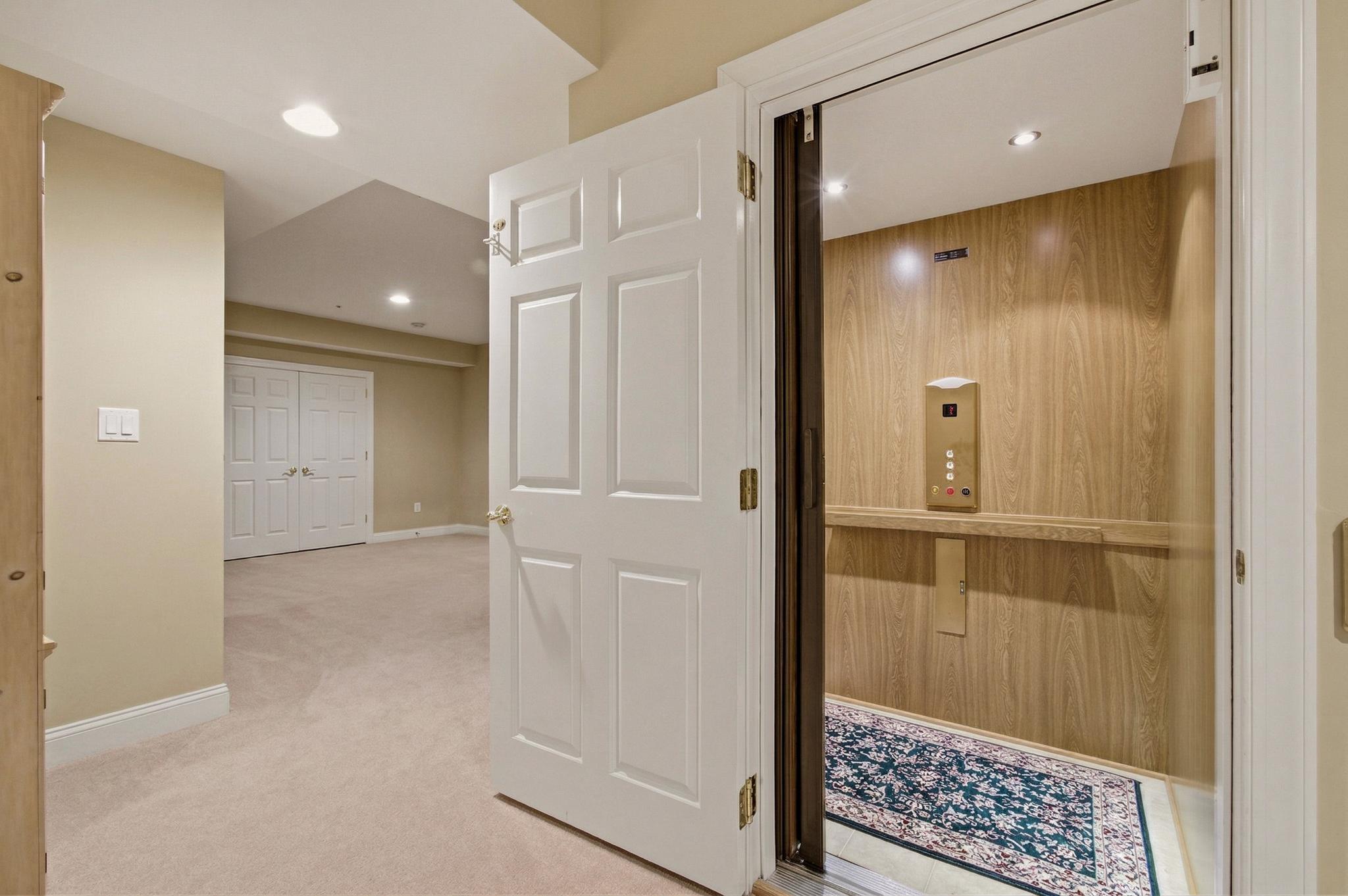 SCOT'S GLEN - Residential
