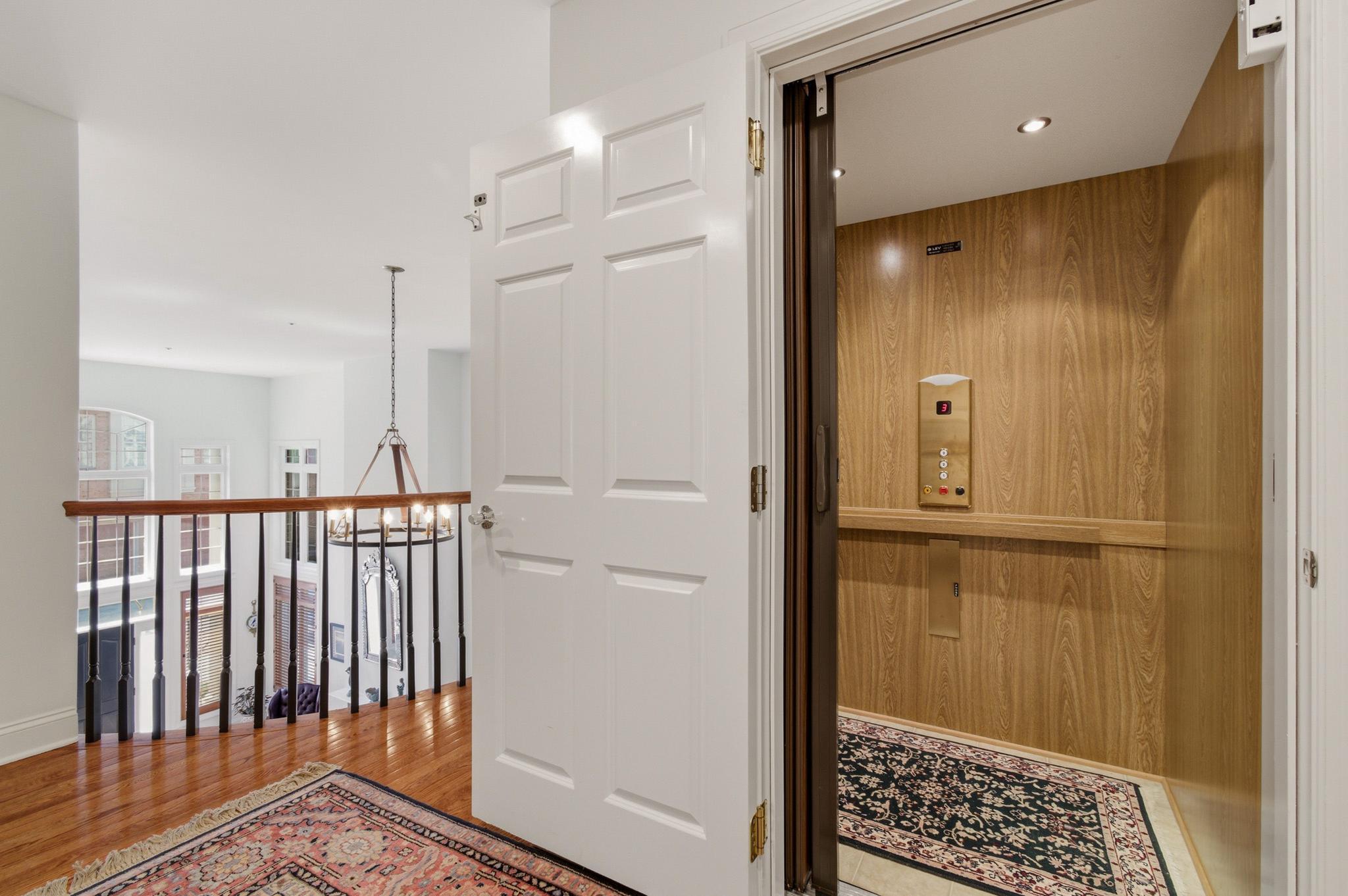 SCOT'S GLEN - Residential