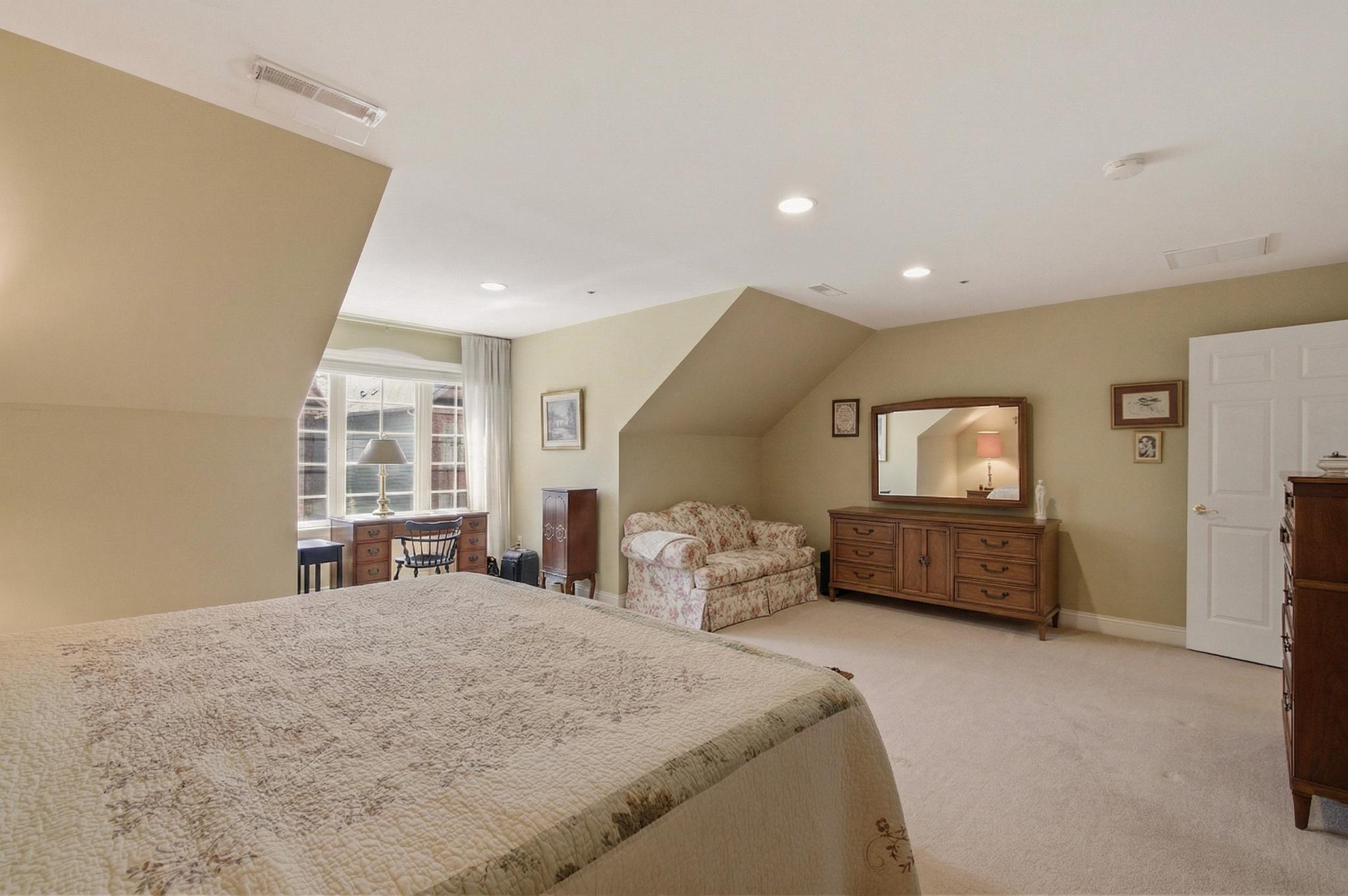 SCOT'S GLEN - Residential