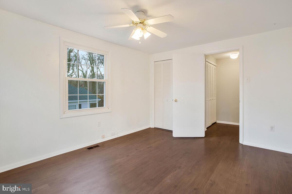 CROFTON TOWNE - Residential